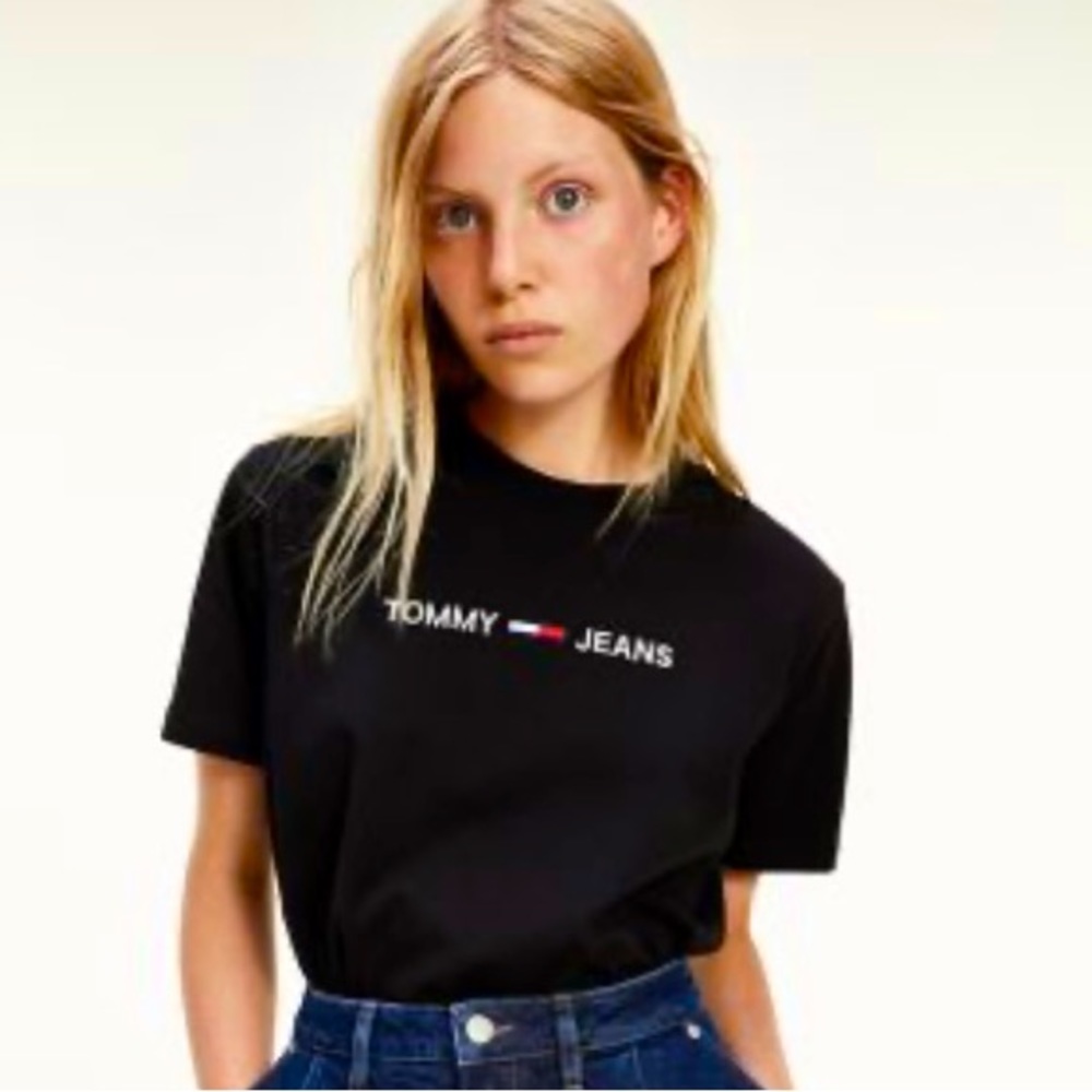 Tommy Hilfiger Women's Organic Cotton Linear Logo T-Shirt Black - M
